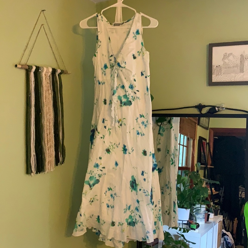 Floral dress size 12 never worn!